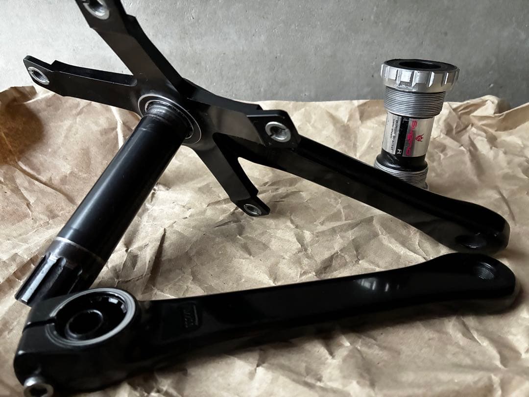 sugino75 Direct Drive クランクセット ブラック