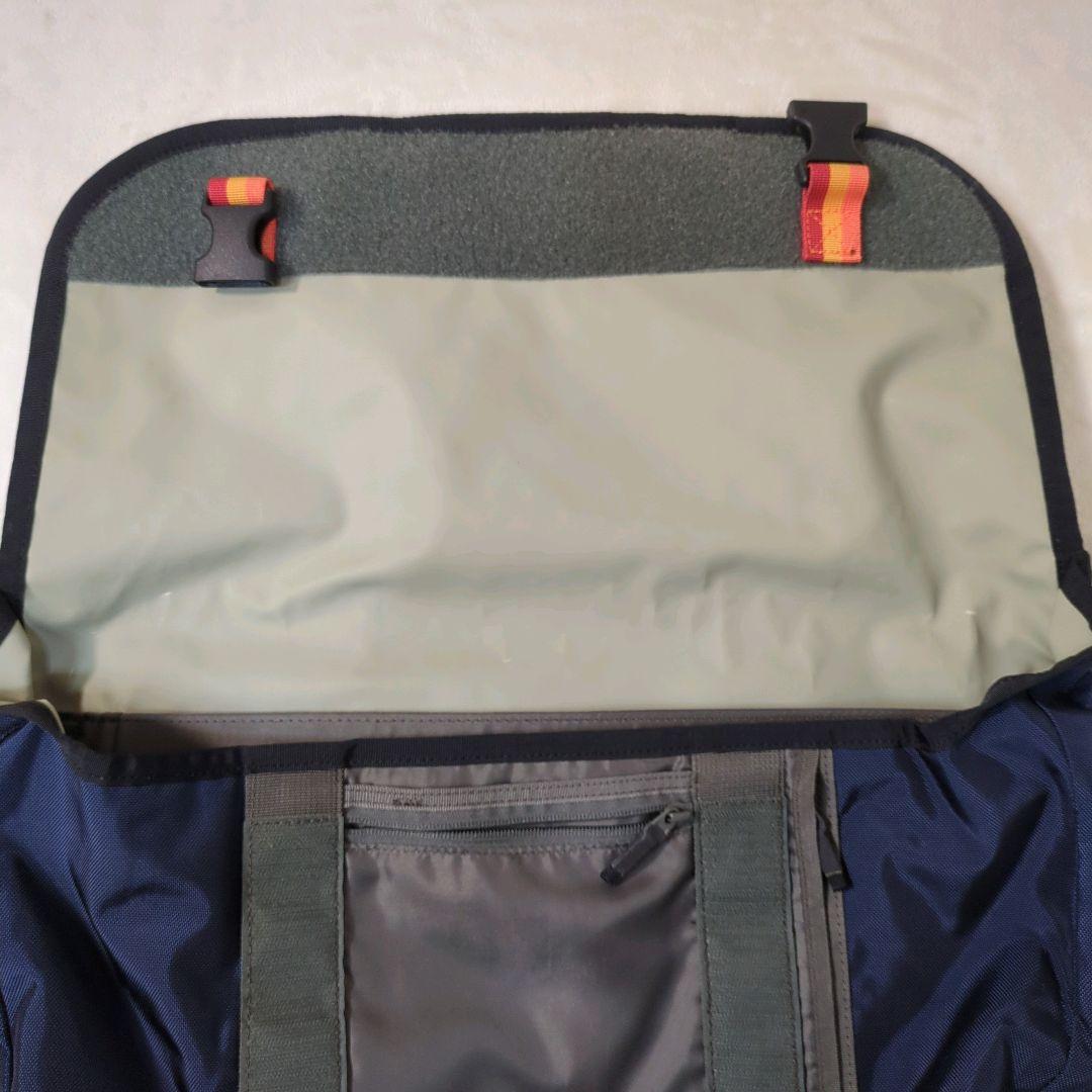 【美品】TIMBUK2 クラシックメッセンジャー M ダスクブルー 未使用級