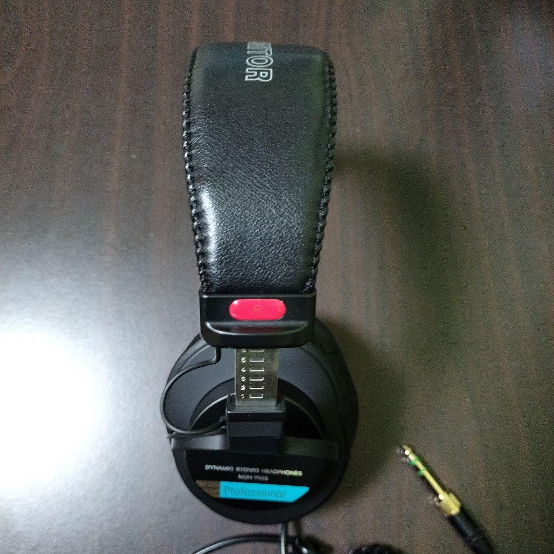 ヘッドホン mdr-7506