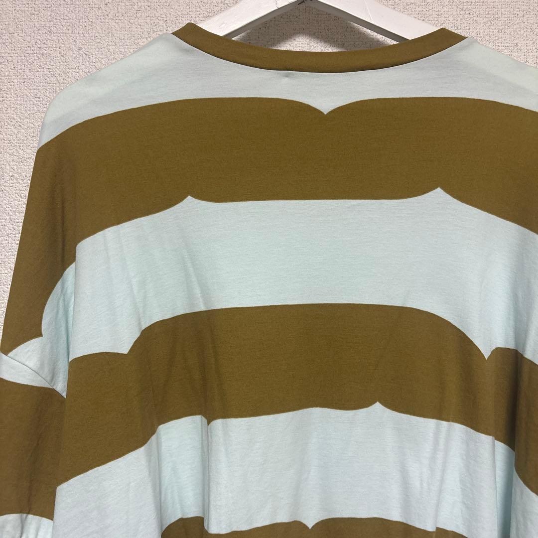 美品　minä perhonen 半袖Tシャツ