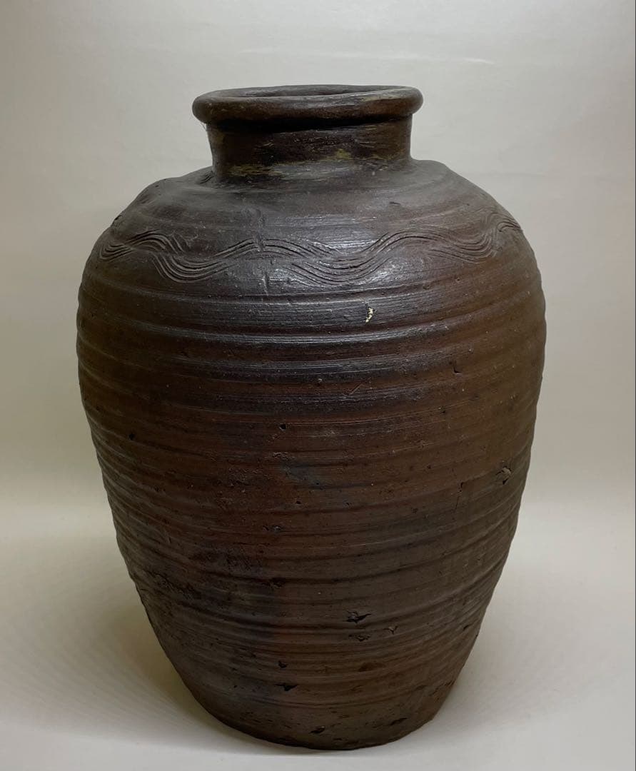 古備前　室町時代　波状文壺　下駄高台　34cm 　　　　　g0133
