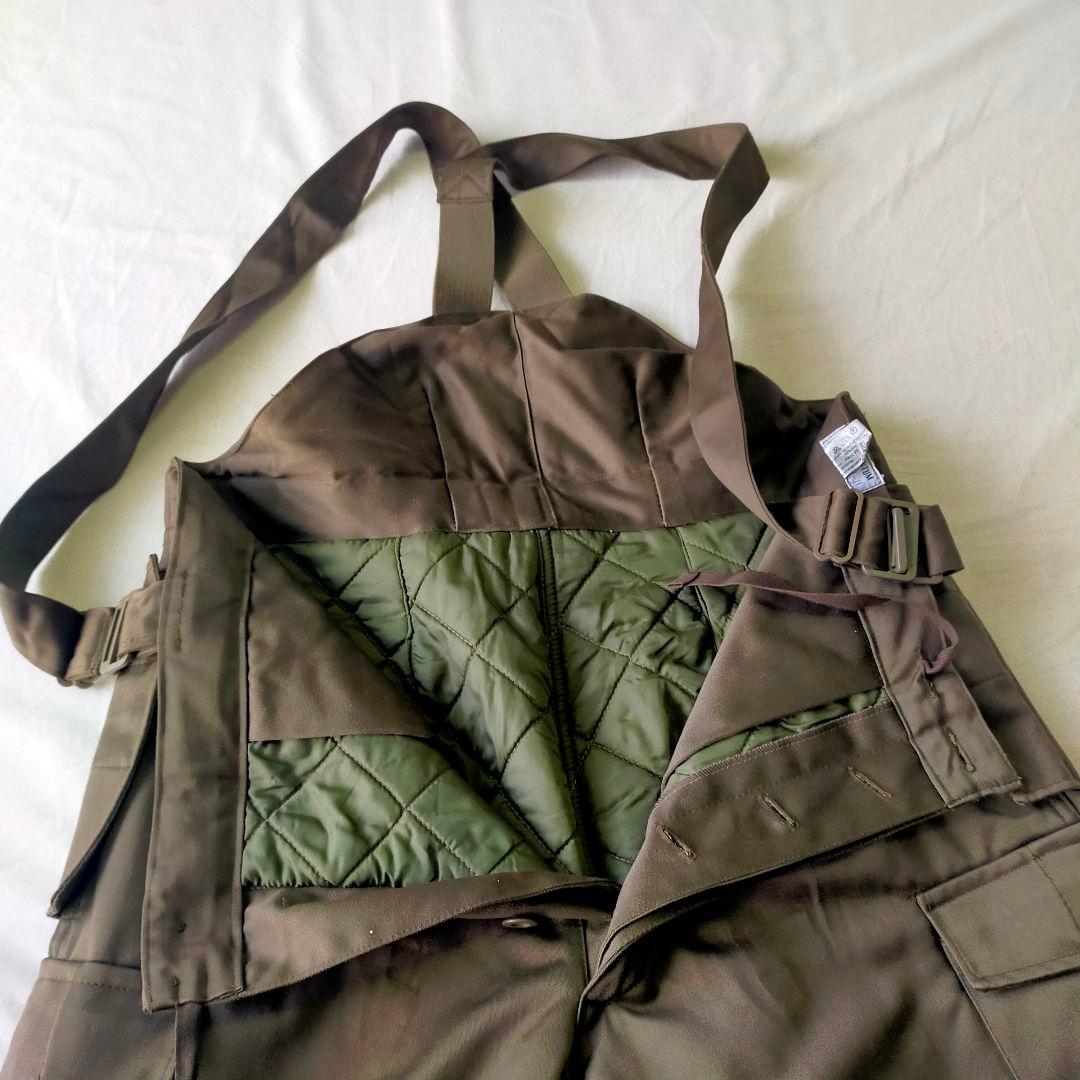 古着　オーストリア軍　オーバーオール　サスペンダー　中綿入り　ユーロ　80s