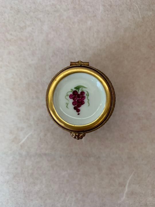 リモージュボックス ワイン樽　Wine Barrel 葡萄　ピルケース 小物入れ