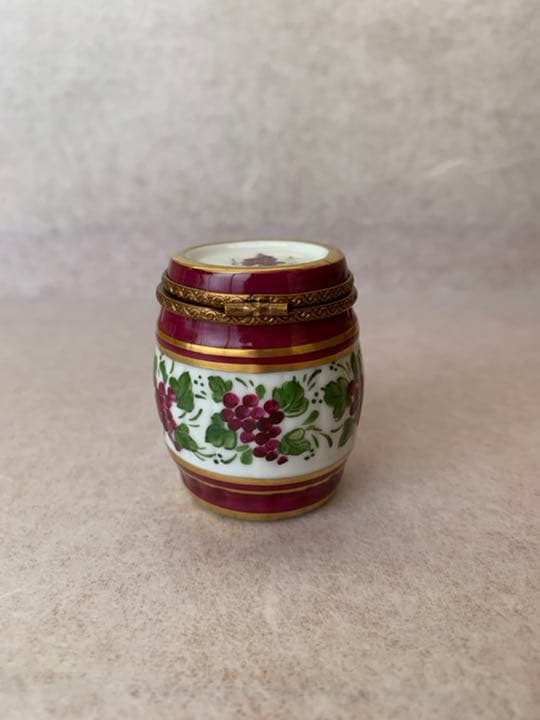 リモージュボックス ワイン樽　Wine Barrel 葡萄　ピルケース 小物入れ