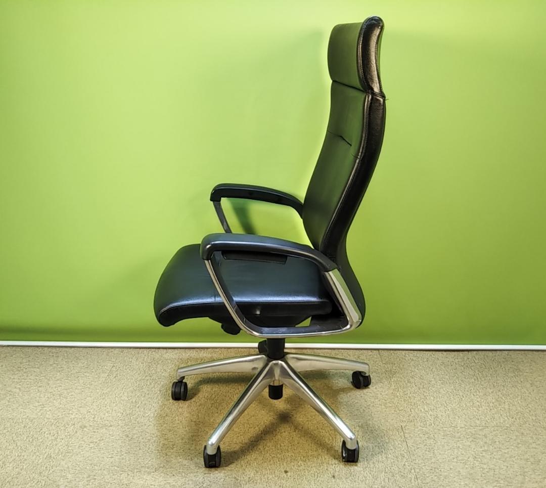 doku103　yp サミットチェア ノーリツ SMI-H8K ハイバック