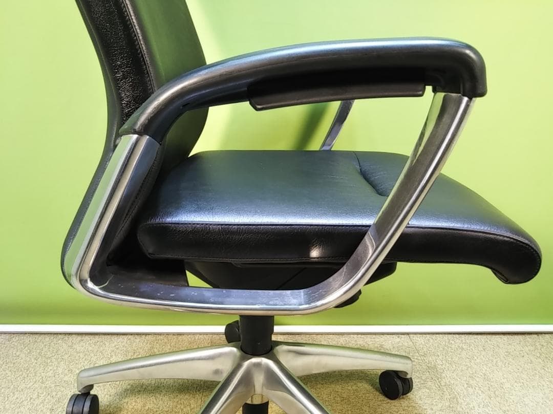 doku103　yp サミットチェア ノーリツ SMI-H8K ハイバック