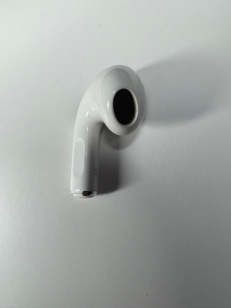 AirPods第3世代　本体 ホワイト 充電ケース付き