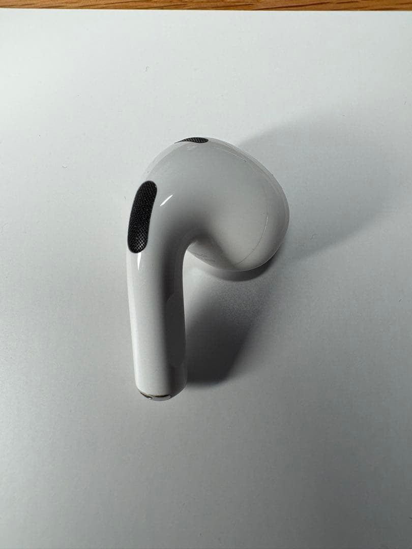 AirPods第3世代　本体 ホワイト 充電ケース付き