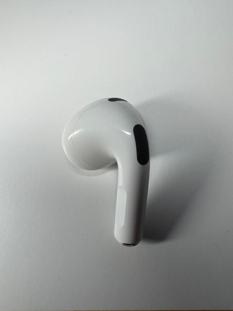 AirPods第3世代　本体 ホワイト 充電ケース付き