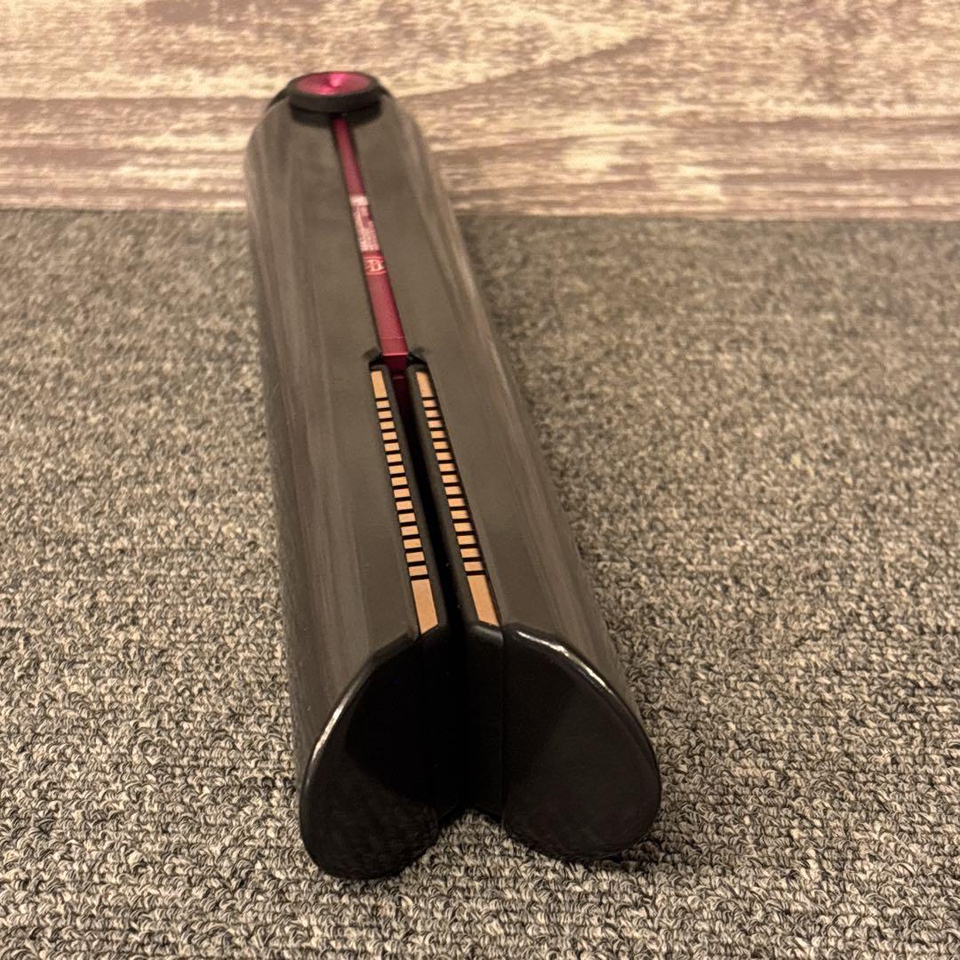 ダイソン　ヘアアイロン　HS03