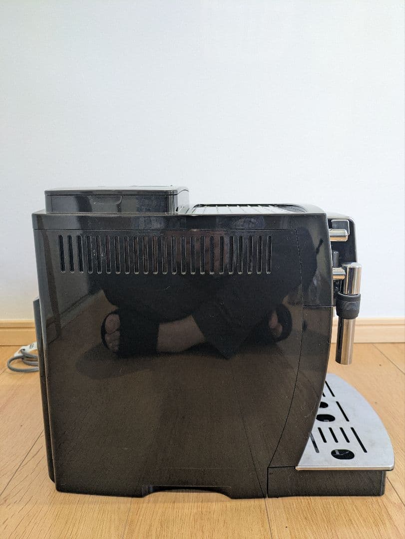 De'Longhi ECAM23120BN デンロギ全自動コーヒーマシーン