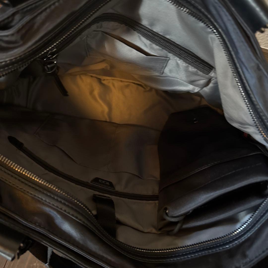 TUMI アンバートート