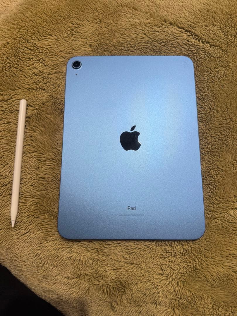 10世代iPad本体 64GB ペンシル　カバー付き　ほぼ使用なし