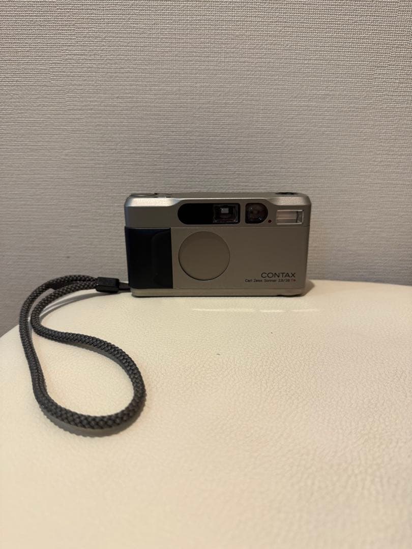 高級コンパクトフィルムカメラ CONTAX T2 コンタックス　シルバー