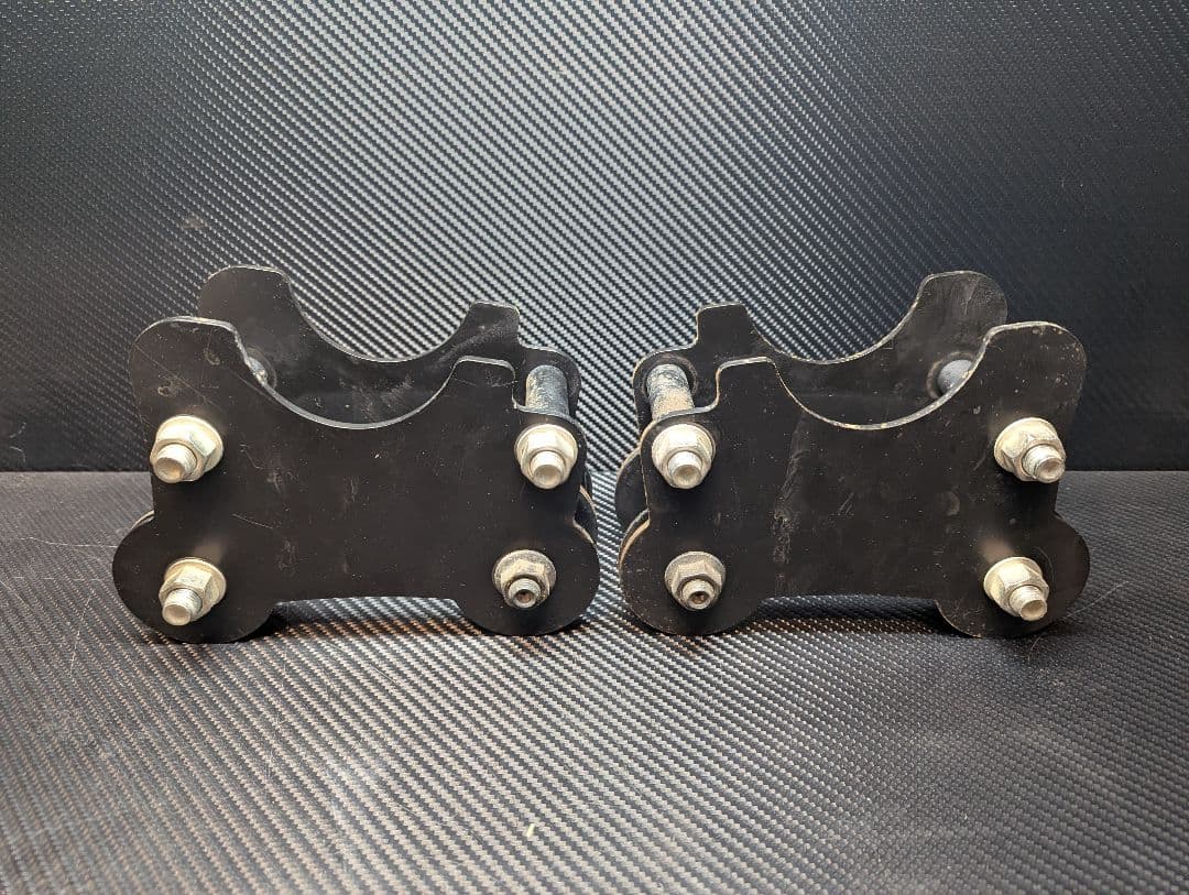 スズキ　Keiワークス　HN22S　トラクションブラケット　4WD