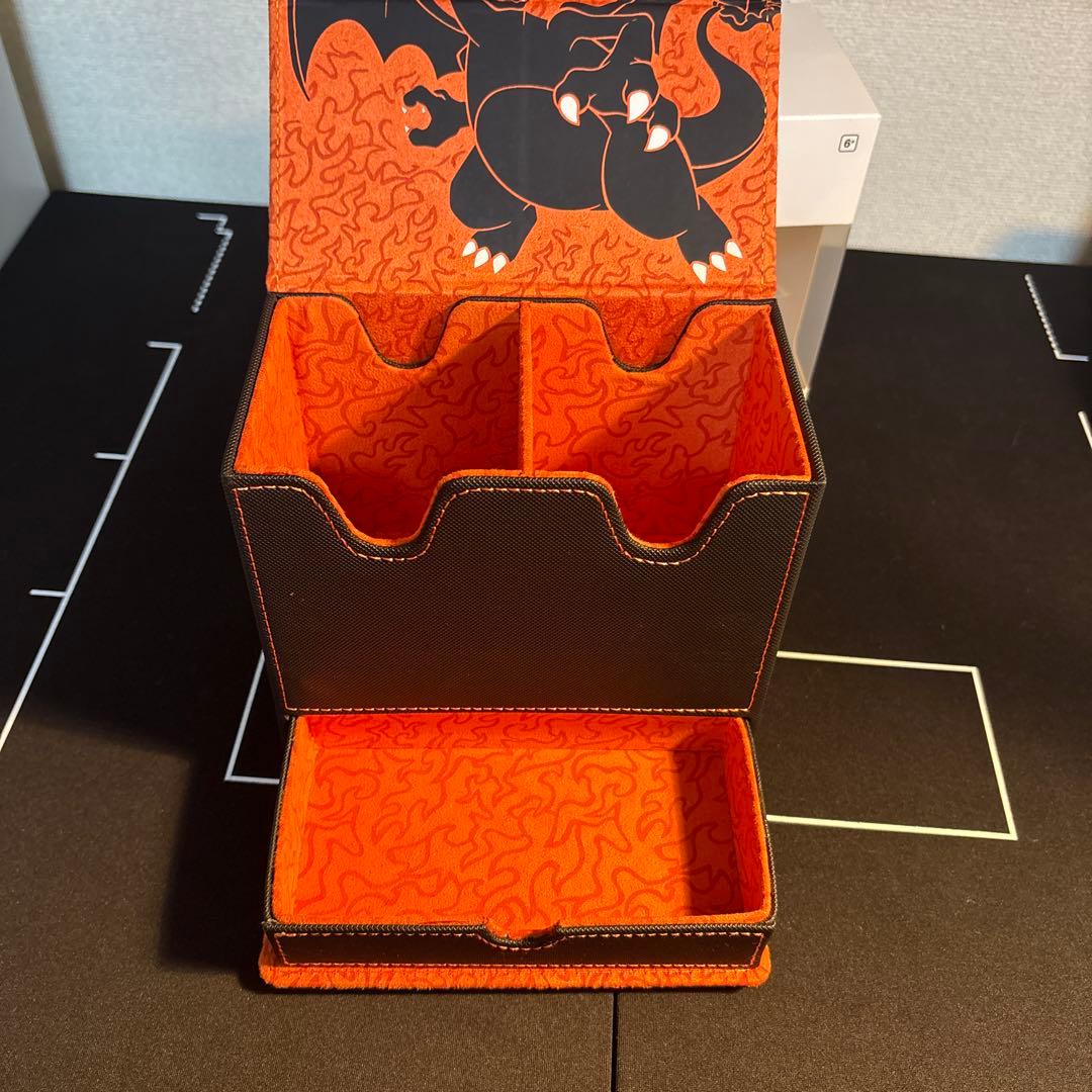 ポケモンカード 海外限定サプライ　灼熱のリザードン プレミアムダブルデッキケース