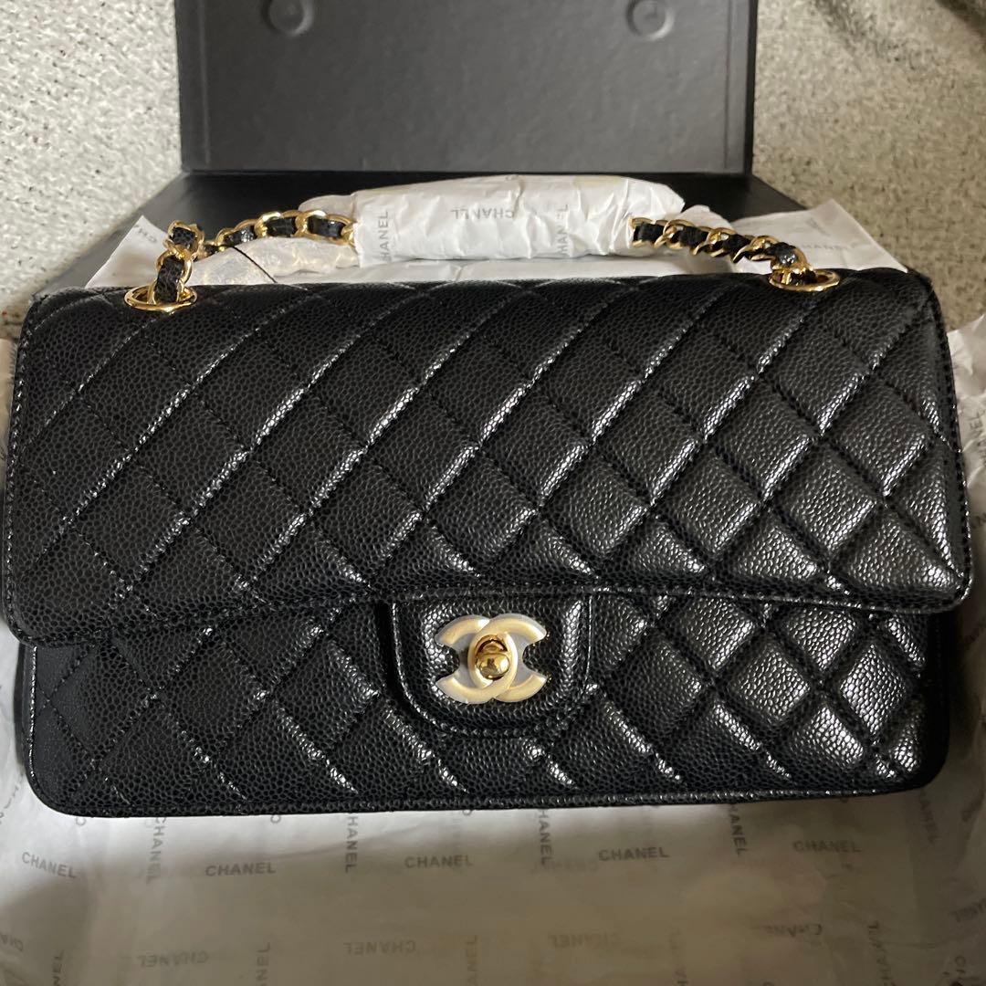 さくら様CHANEL ダブルチェーン　フラップバッグ　キャビアスキンゴールド