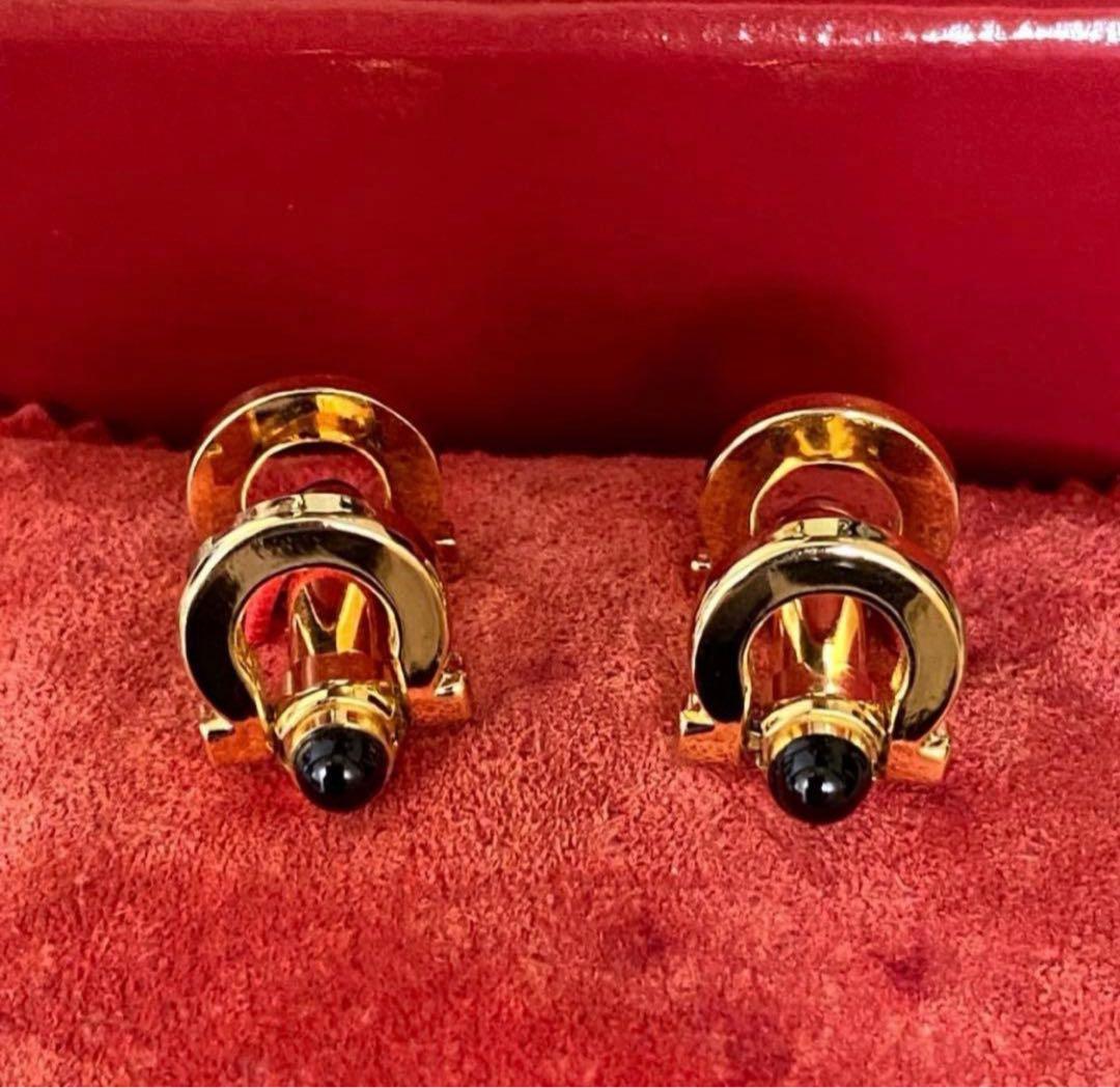 Salvatore Ferragamo　フェラガモ　カフスリンク