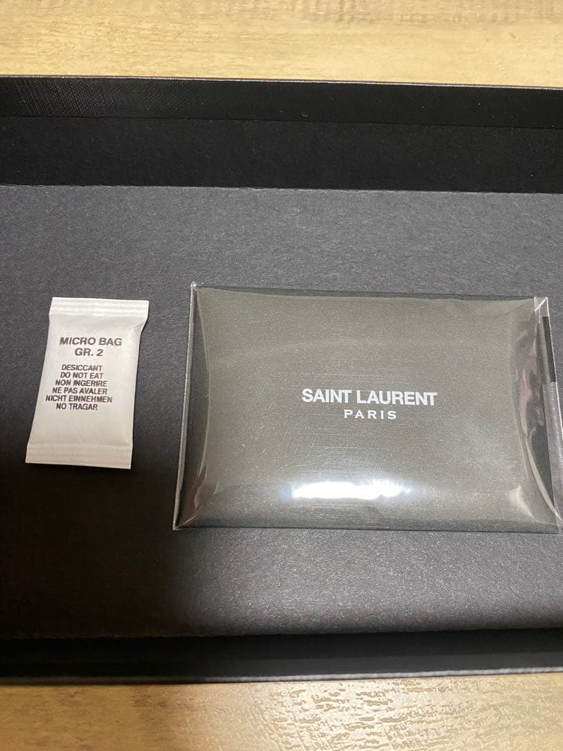 SAINT LAURENT グレー 長財布 YSLロゴ