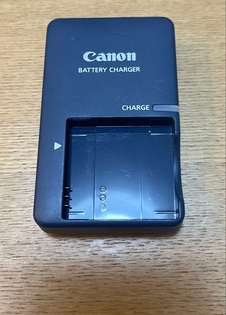 【美品】Canon IXY 600F ブラック 本体と充電器