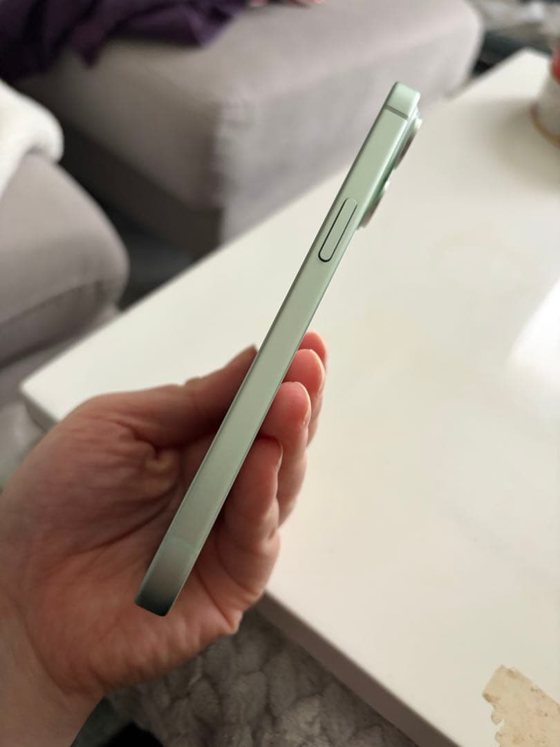 Apple iPhone 15ミントグリーン 本体