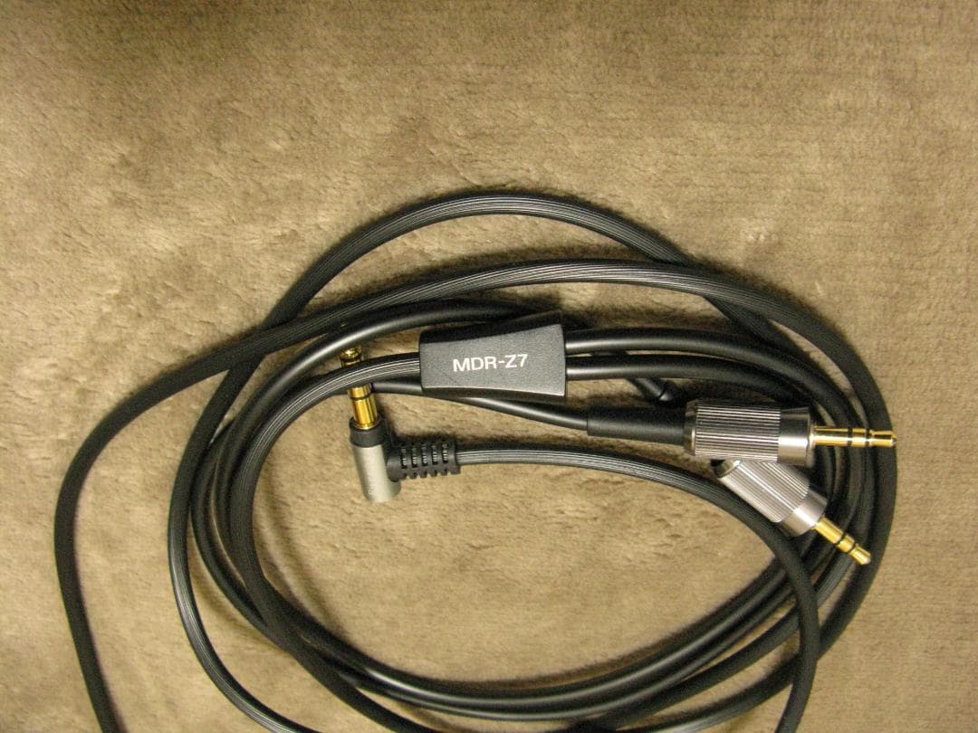 SONY MDR-Z7 （中古）完動実用品 バランスケーブル３本同包 早い者勝ち