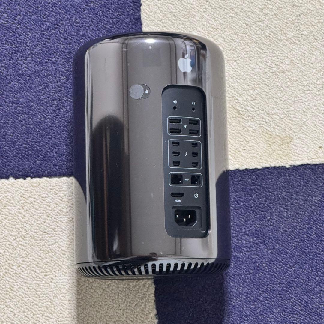 Mac Pro (Late 2013) メモリ64GB／SSD 500GB