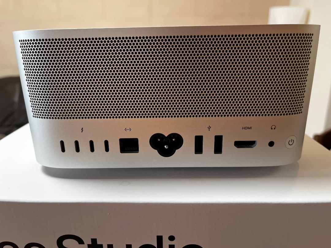 Mac Studio M1 Max (各オプションアップグレード済)