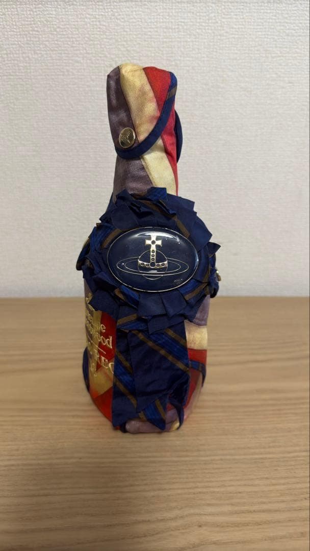 【希少】2011年　ヴィヴィアン・ウエストウッド　シーバスリーガル　18年