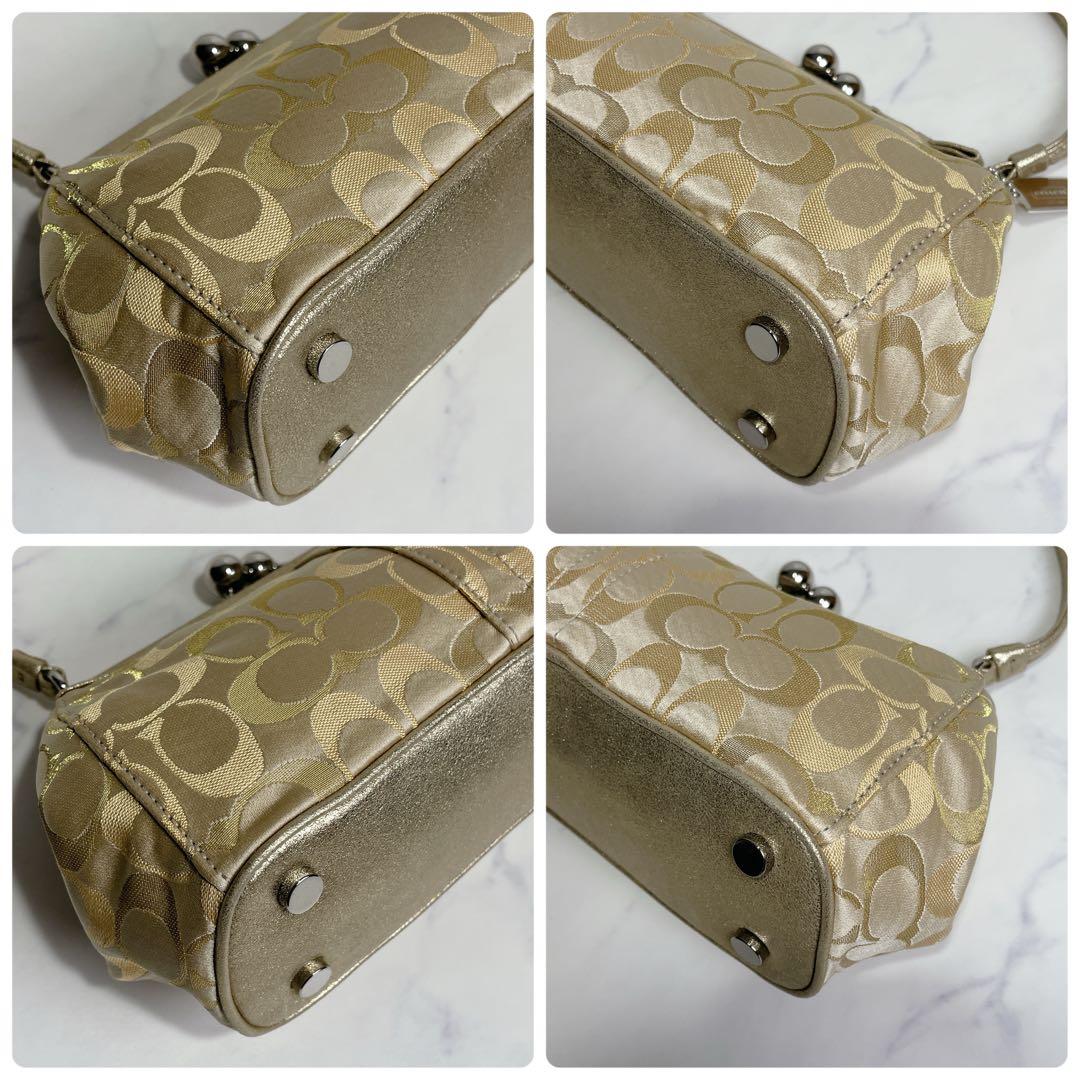 新品同様✨COACH アクセサリーポーチ がま口 シグネチャー イエローゴールド