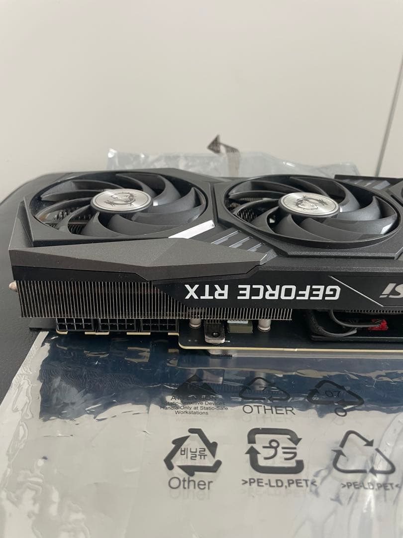 グラフィックボード・グラボ・ビデオカード MSI GeForce RTX 3080 GAMING Z TRIO 10G