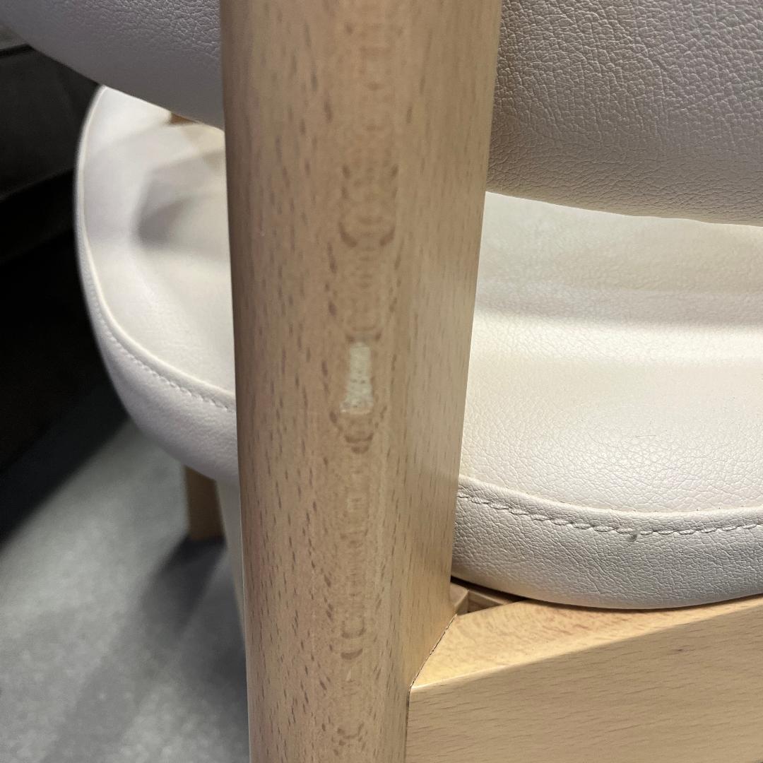 極美品 ADAL アダル ペコ 授乳サポートチェア