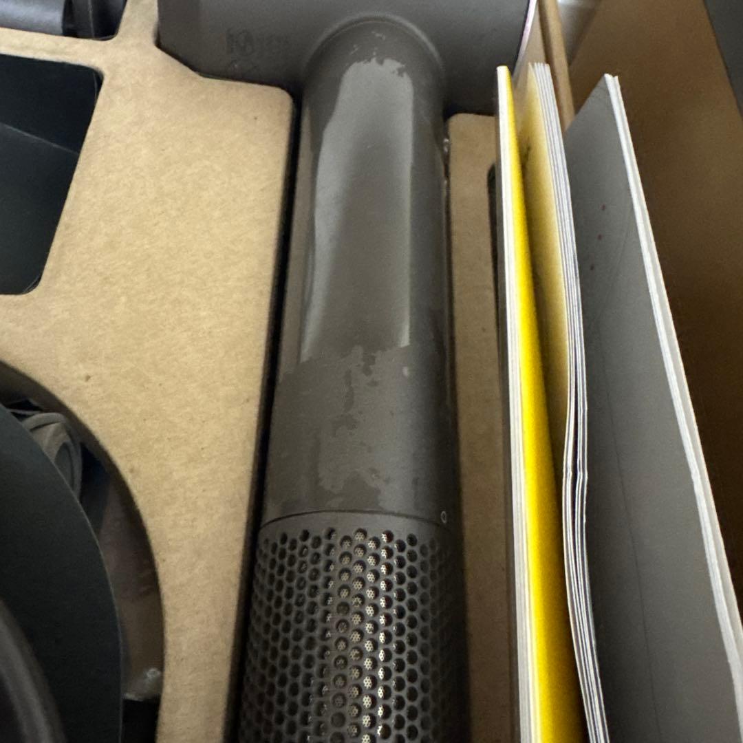 ヘアドライヤー dyson HD03 ULF IIF