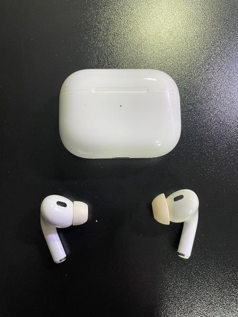 AirPods Pro 2 充電ケース付き ホワイト
