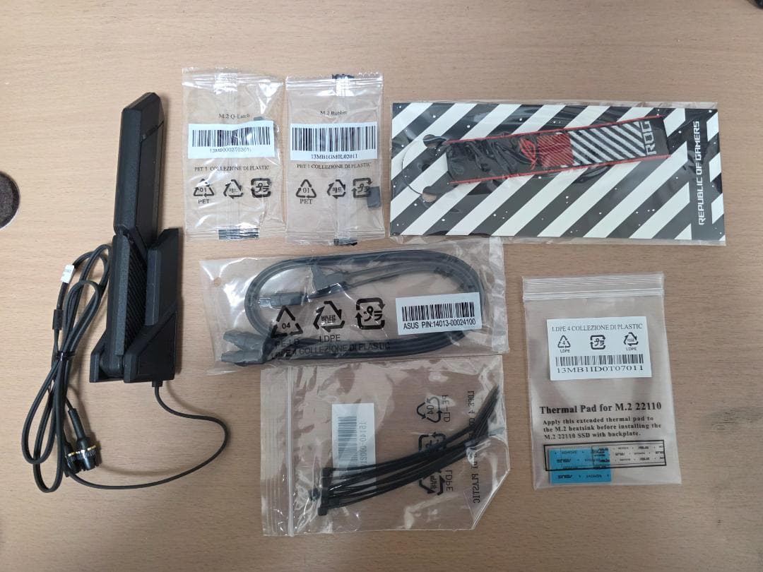 ASUS ROG STRIX Z890-F GAMING WIFI マザーボード