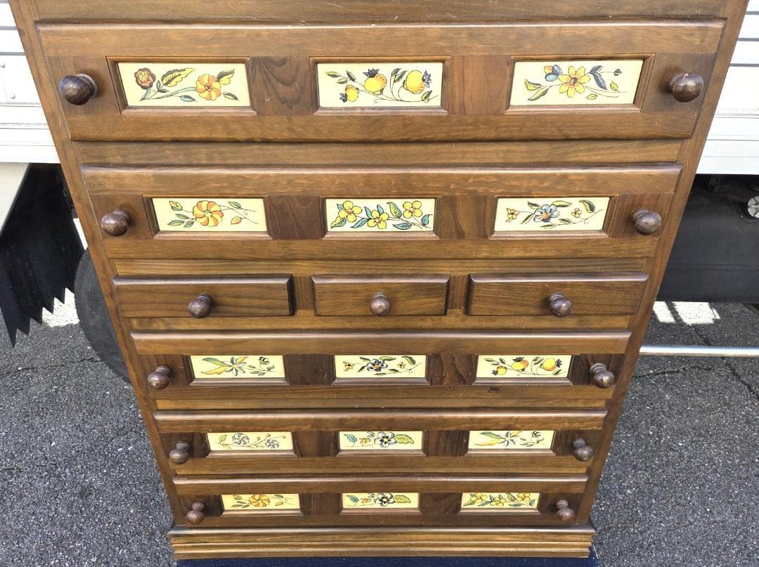 〈現状渡し〉チェスト 6段 8杯 引出し 花柄タイル バレンシア スペイン