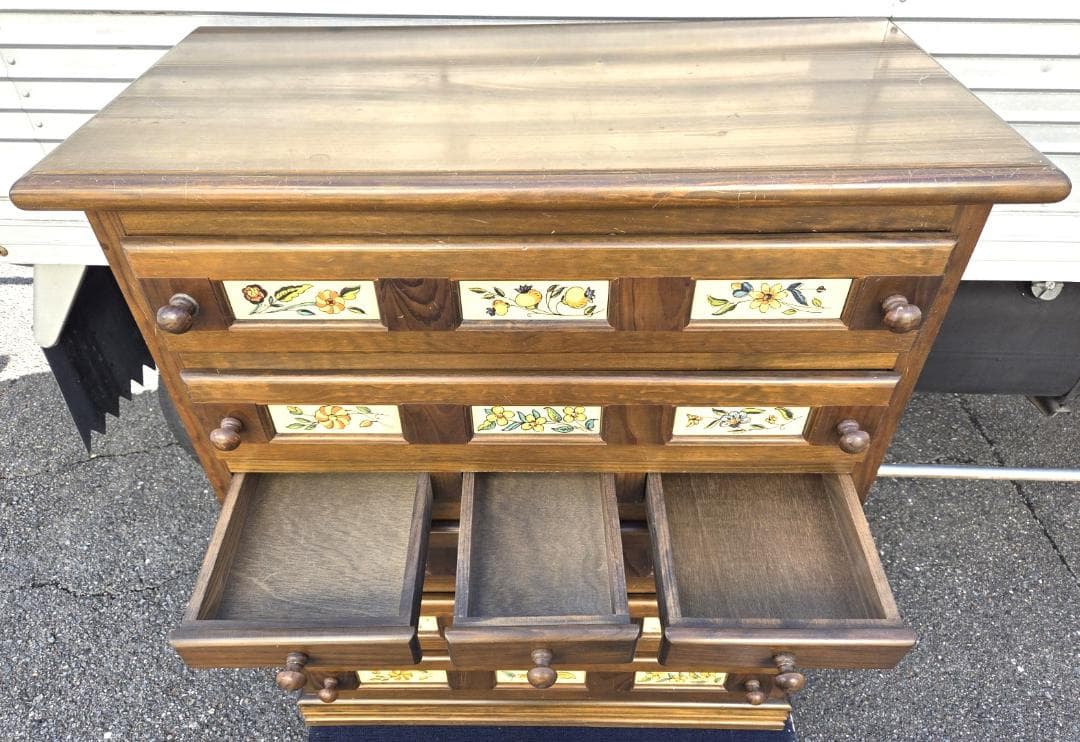 〈現状渡し〉チェスト 6段 8杯 引出し 花柄タイル バレンシア スペイン