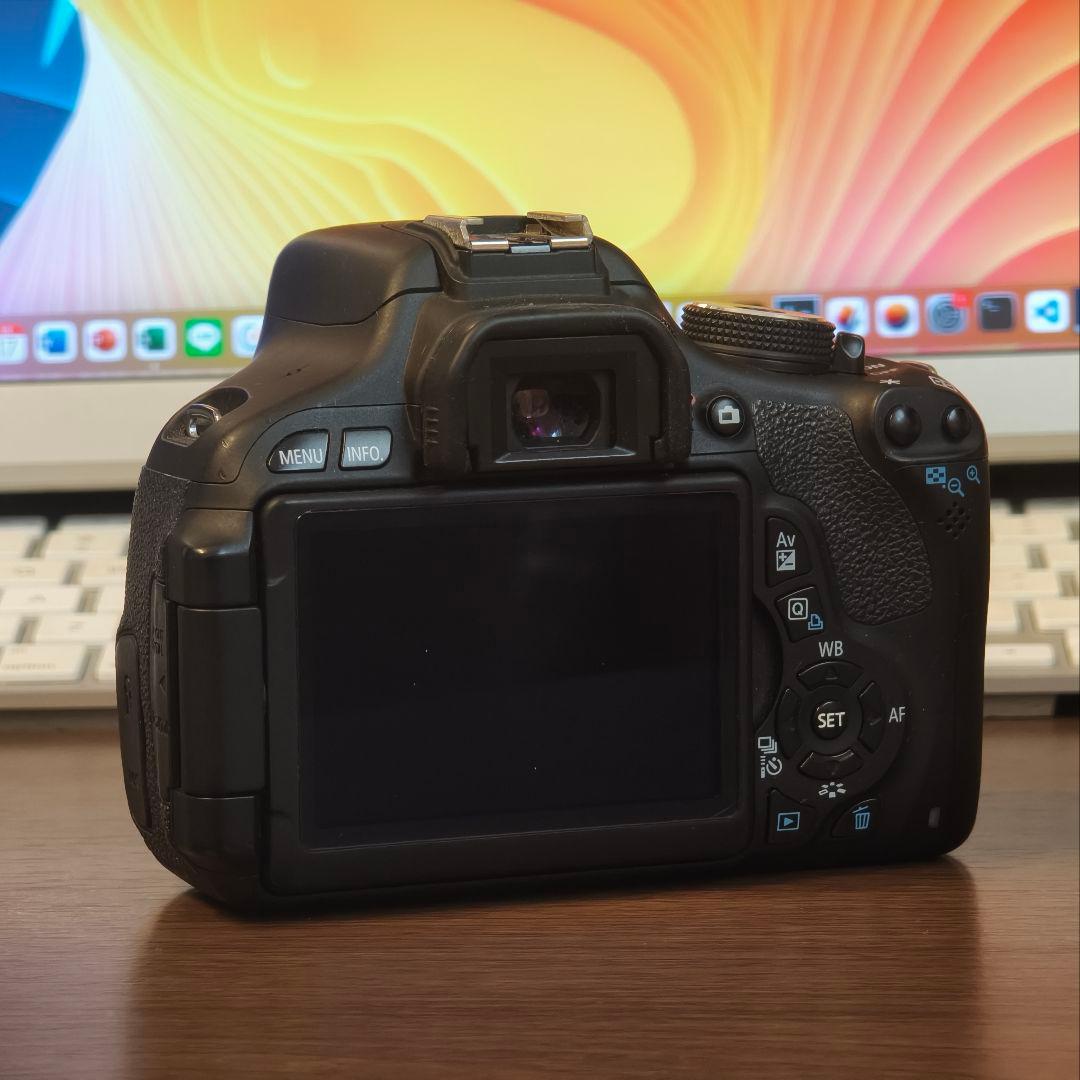 【中古完動品】Canon EOS Kiss X5 デジタル一眼レフカメラ