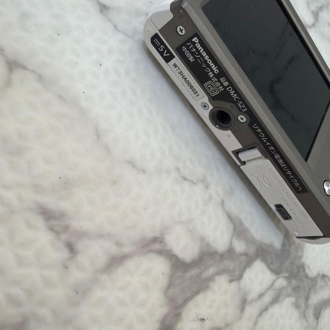 ひ*7様 Panasonic LUMIX DMC-SZ3 ホワイトコンパクトデジ