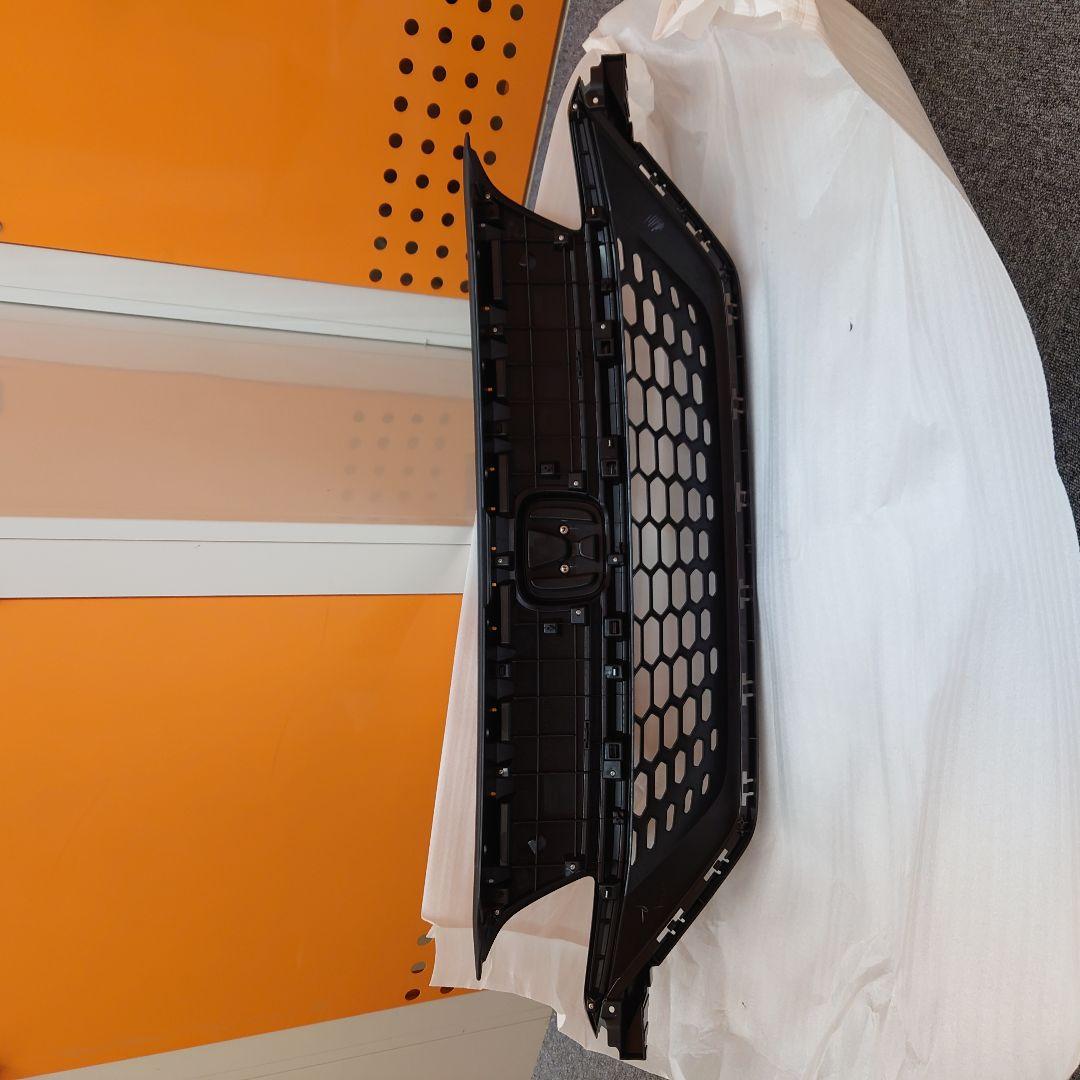 ホンダ　FREED　フリード　フロントバンパー　フロントグリル　GB5