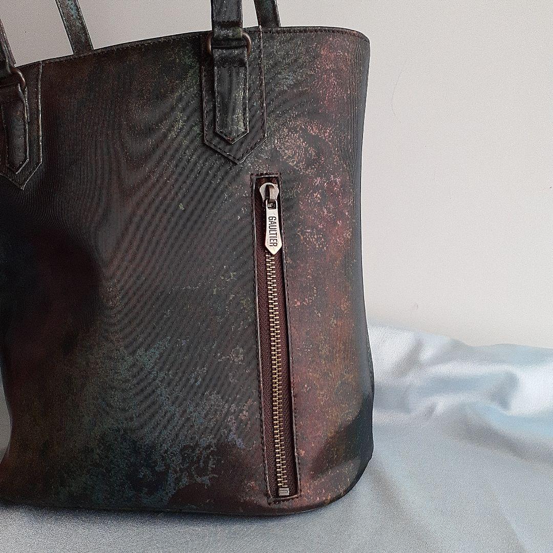 【極美品】ジャンポールゴルチェ　Vサイバー トートバッグ　玉虫色 ハンドバック