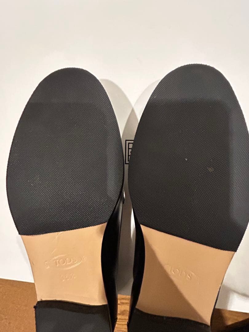 TOD'S 黒レザー ローファー 保存袋付き