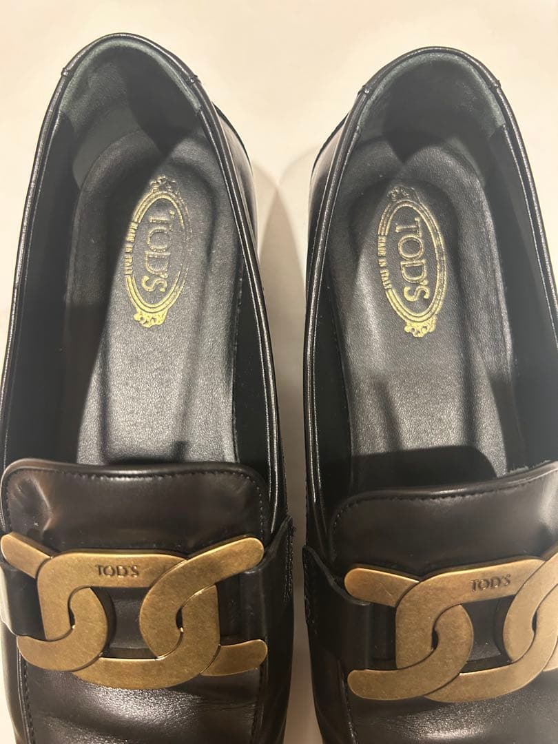 TOD'S 黒レザー ローファー 保存袋付き