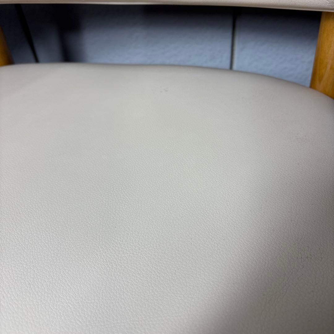 コンビ　エンジェルチェア　授乳椅子