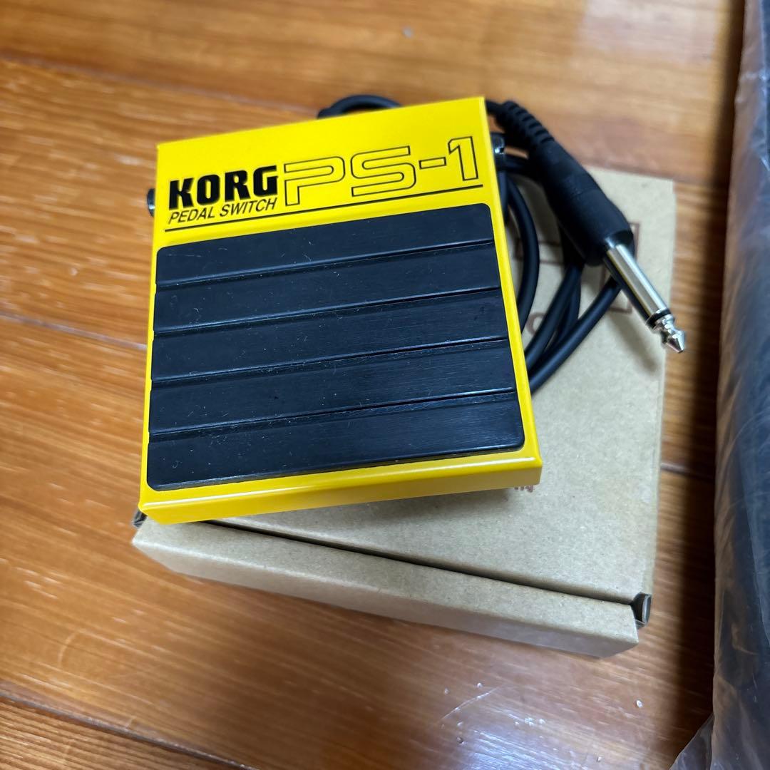 KORG Wavestate オマケでギグバッグとダンパーペダル付