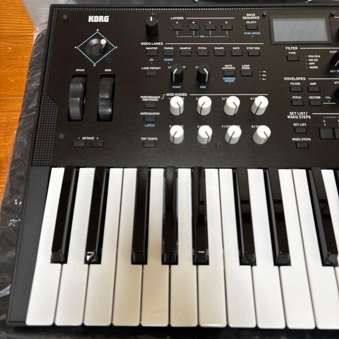 KORG Wavestate オマケでギグバッグとダンパーペダル付