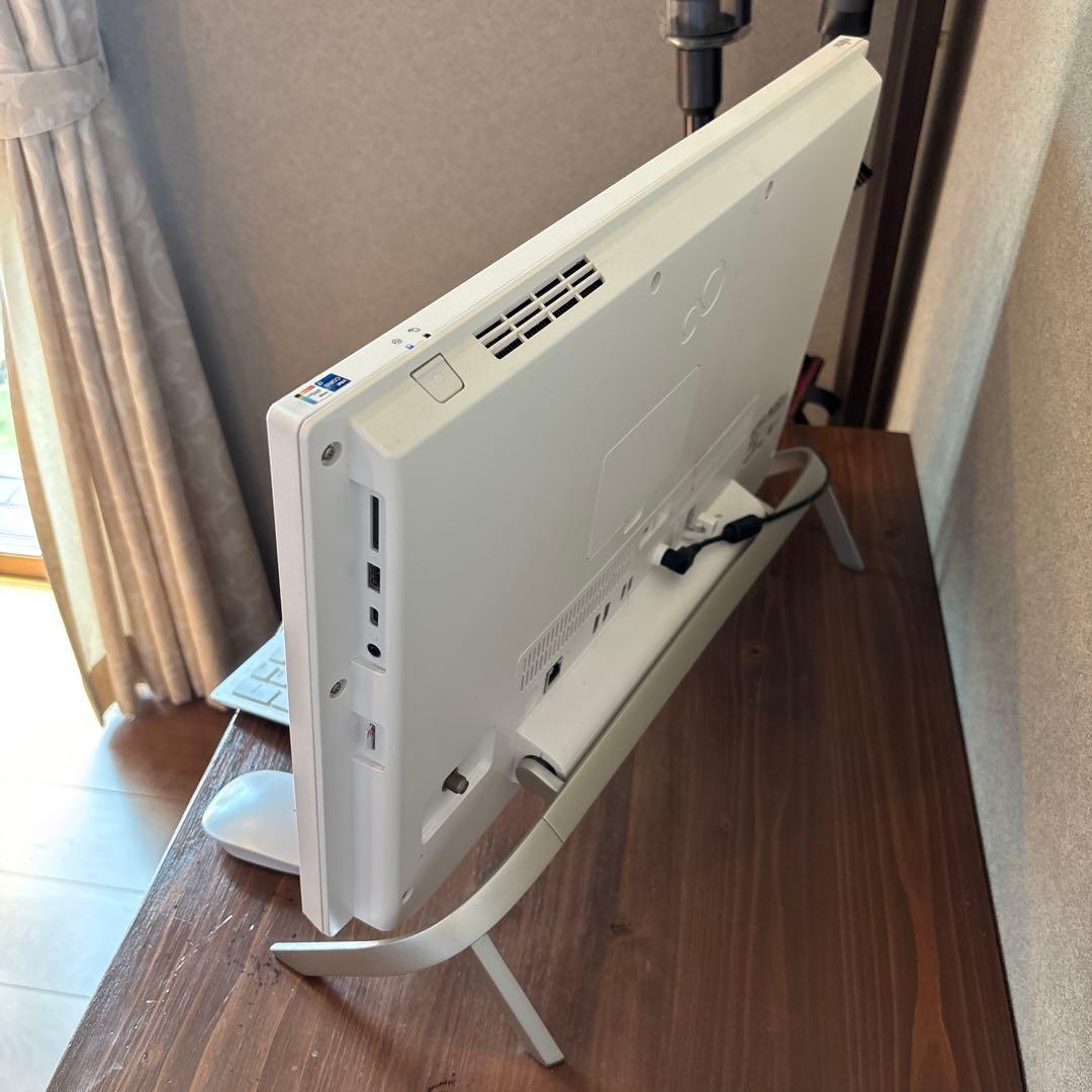 富士通 一体型デスクトップパソコン FMV WF3F17D office付き