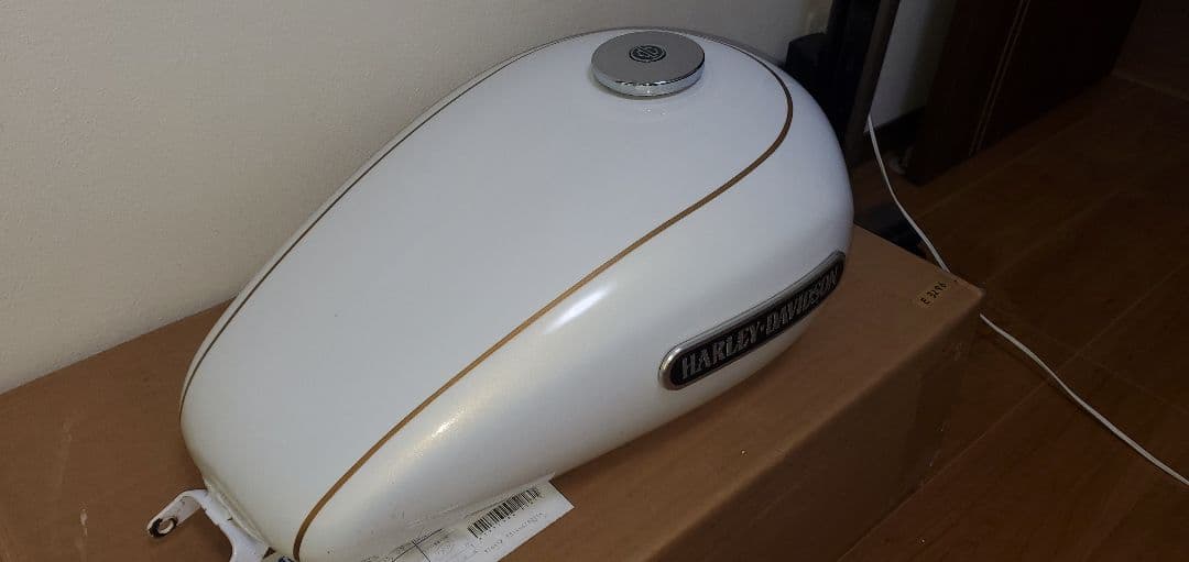HARLEY-DAVIDSON ガソリンタンク XL1200L タンクシール付き