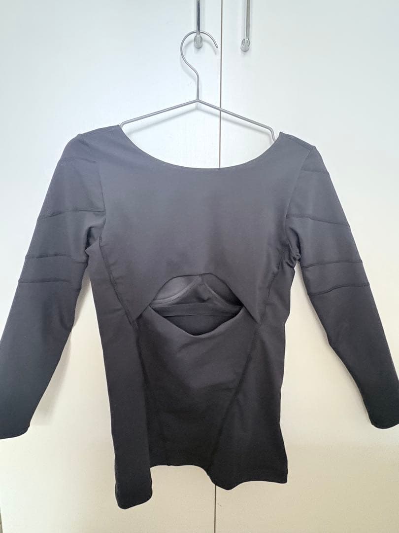 rintosull 着圧姿勢矯正上下セットL