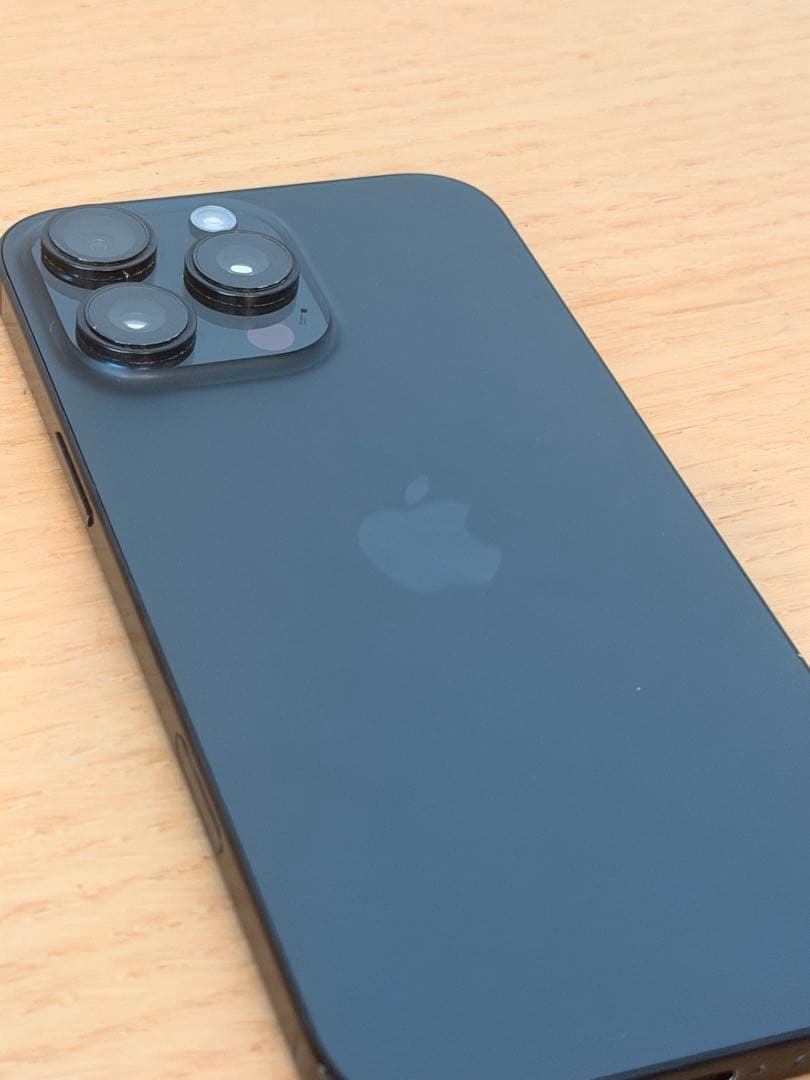 iPhone 16 Pro Max 512GB ブラックチタニウム SIMフリー